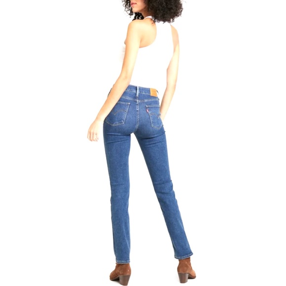 Levi’s 724 High Rise Straight- NEW WITH TAGS - Picture 2 of 9